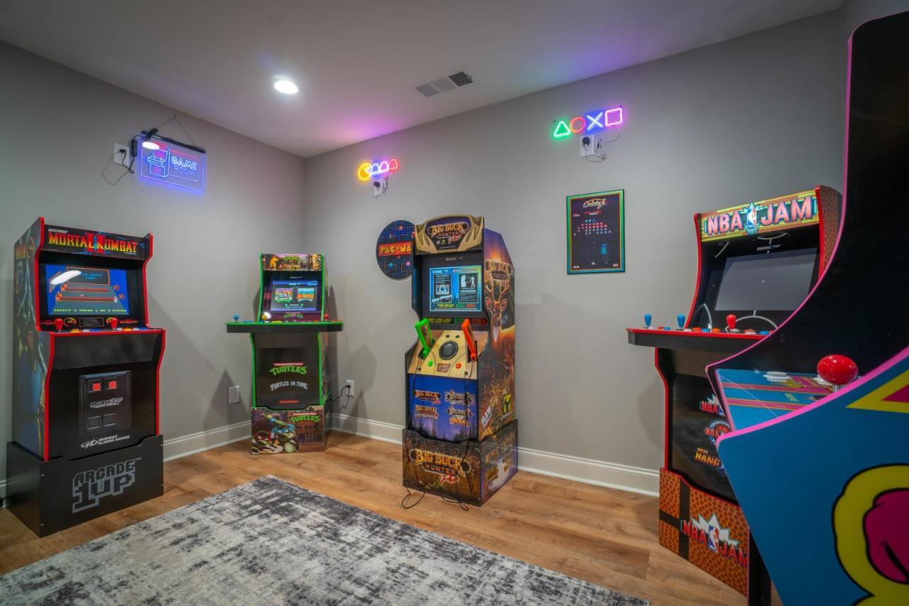 Par-Tee Haus I- Game Room & Hot Tub-Walk To ヘレン エクステリア 写真
